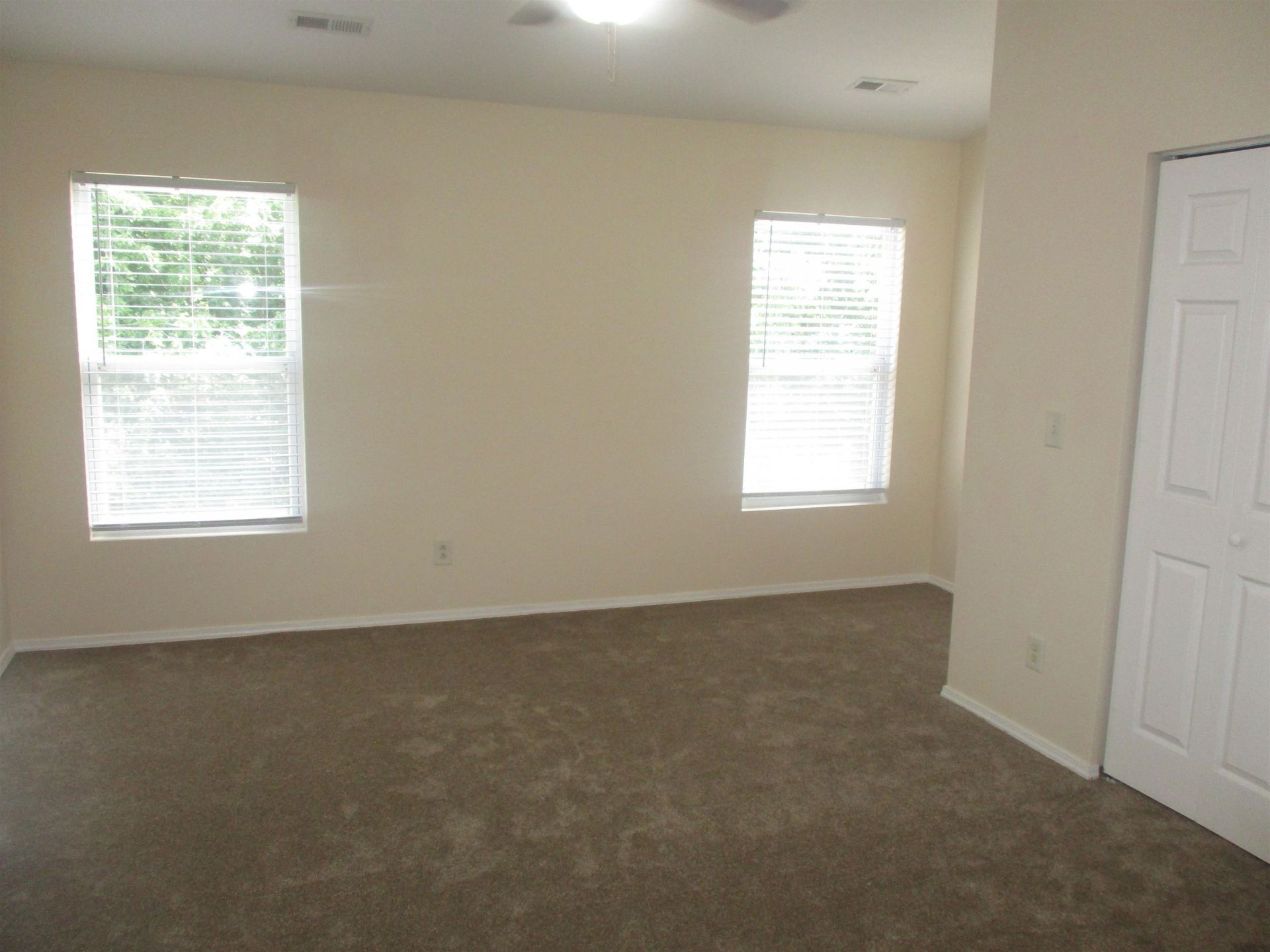 156 Olde Towne Way Photo 12