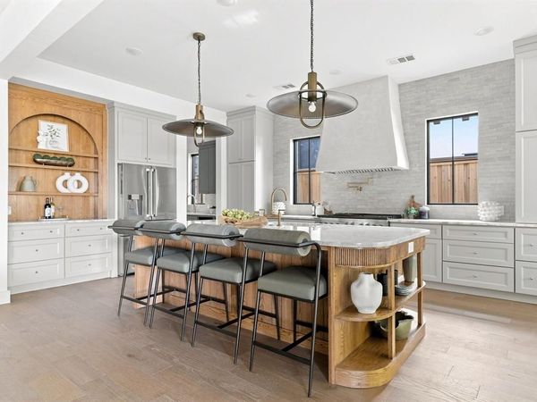 3767 Park Lane , Dallas, TX 75220