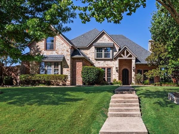 148 Stoneleigh Drive , Heath, TX 75032