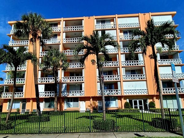 15 S Golfview Road, Unit 504, Lake Worth Beach, FL 33460