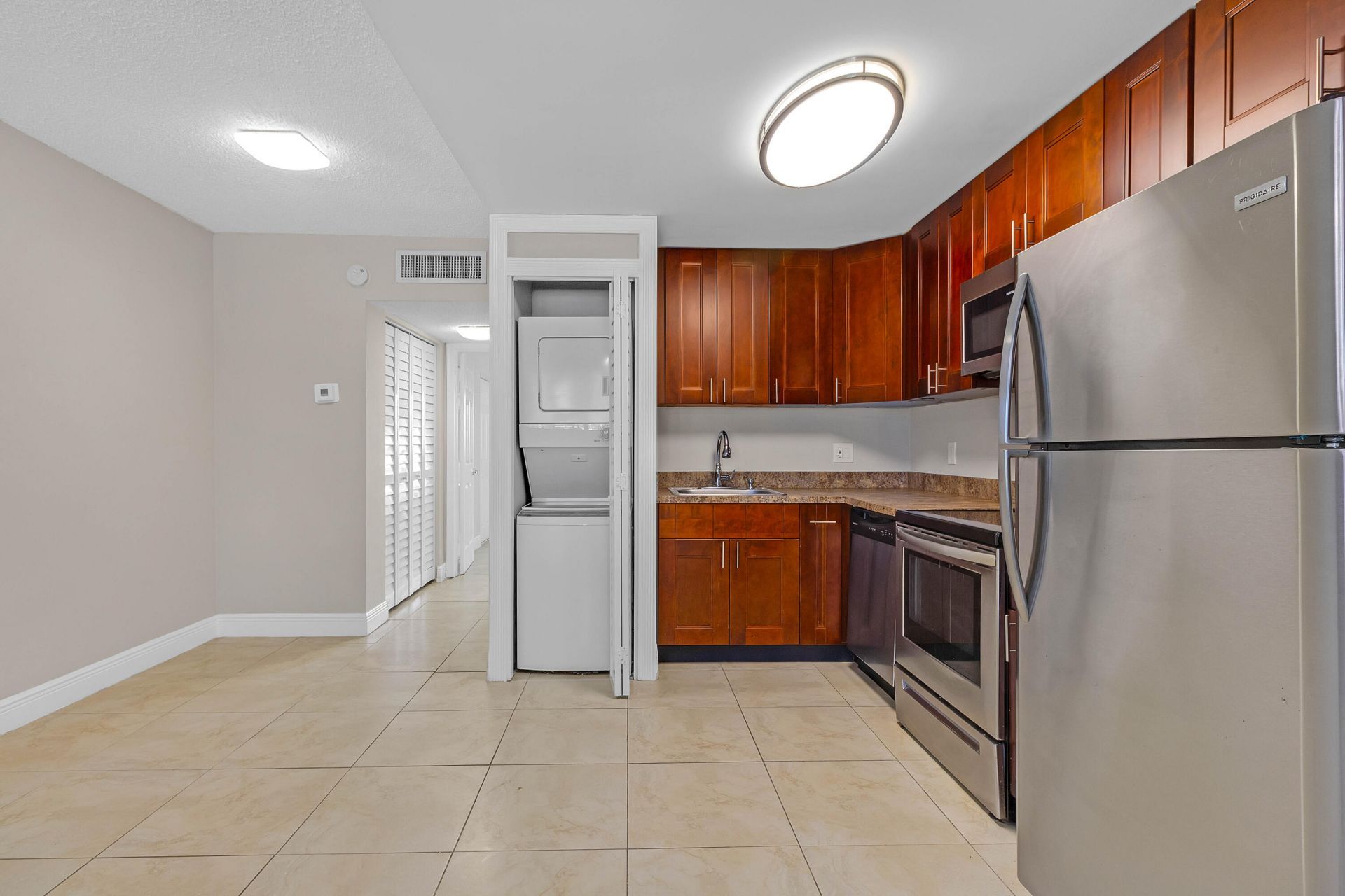520 NE 45th Street, Unit 2, Boca Raton, FL 33431 Photo