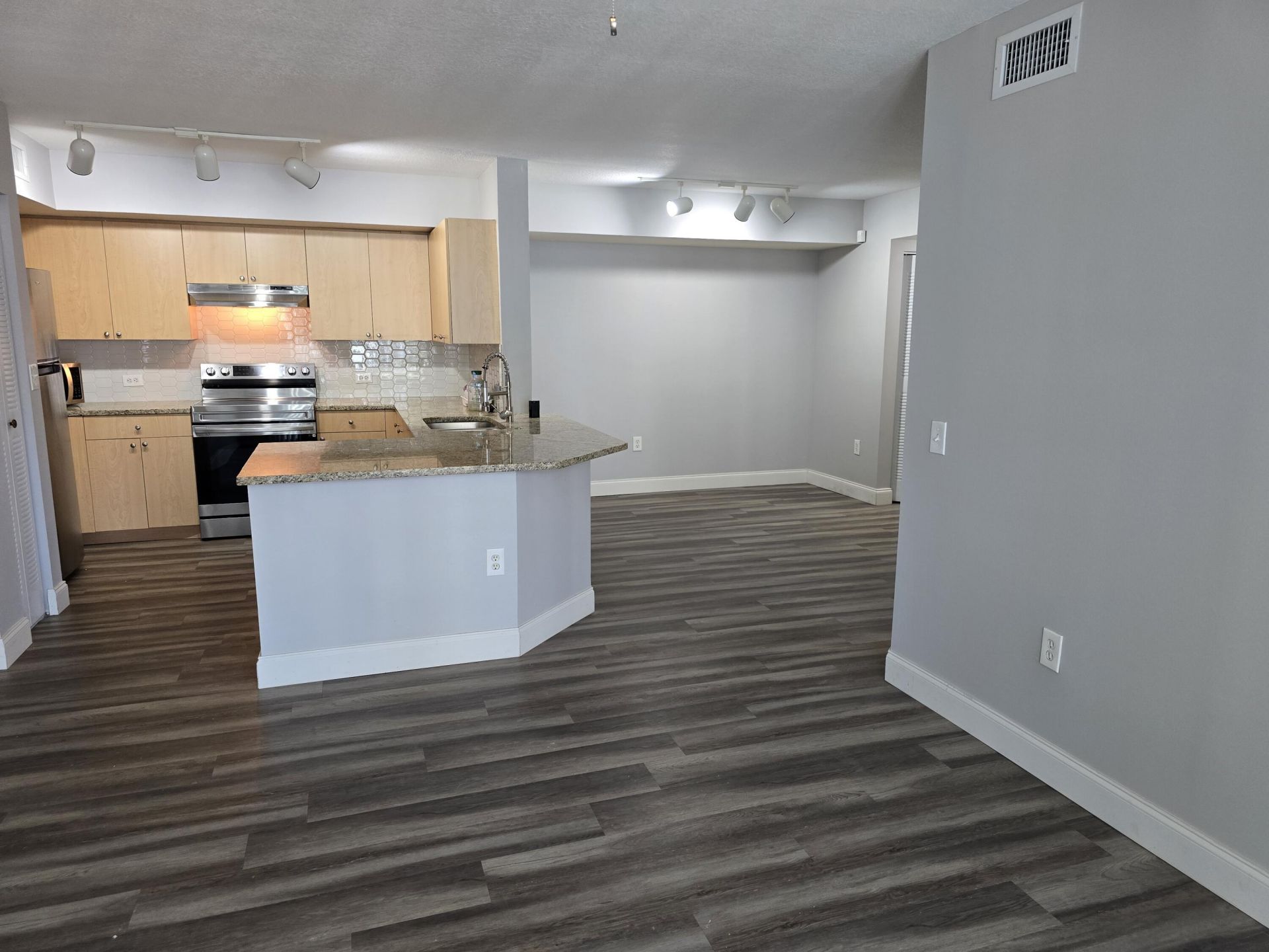 701 Villa Circle, Boynton Beach, FL 33435 Photo