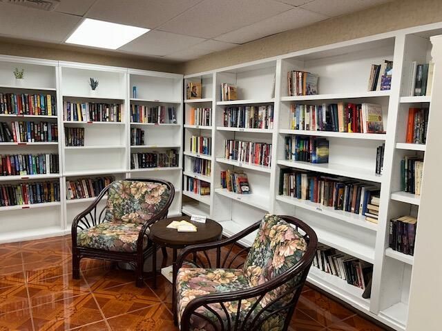 471 Lake Dora Drive, West Palm Beach, FL 33411 Photo
