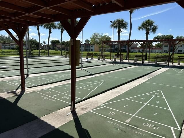 471 Lake Dora Drive, West Palm Beach, FL 33411 Photo