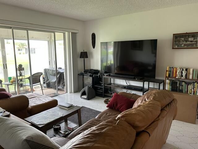 471 Lake Dora Drive, West Palm Beach, FL 33411 Photo