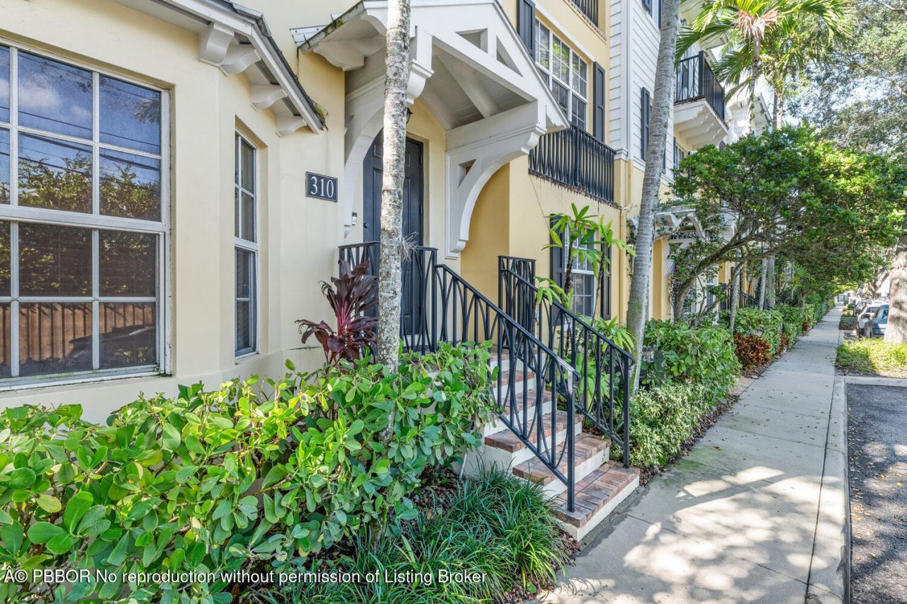 310 Tuxedo Lane, West Palm Beach, FL 33401 Photo