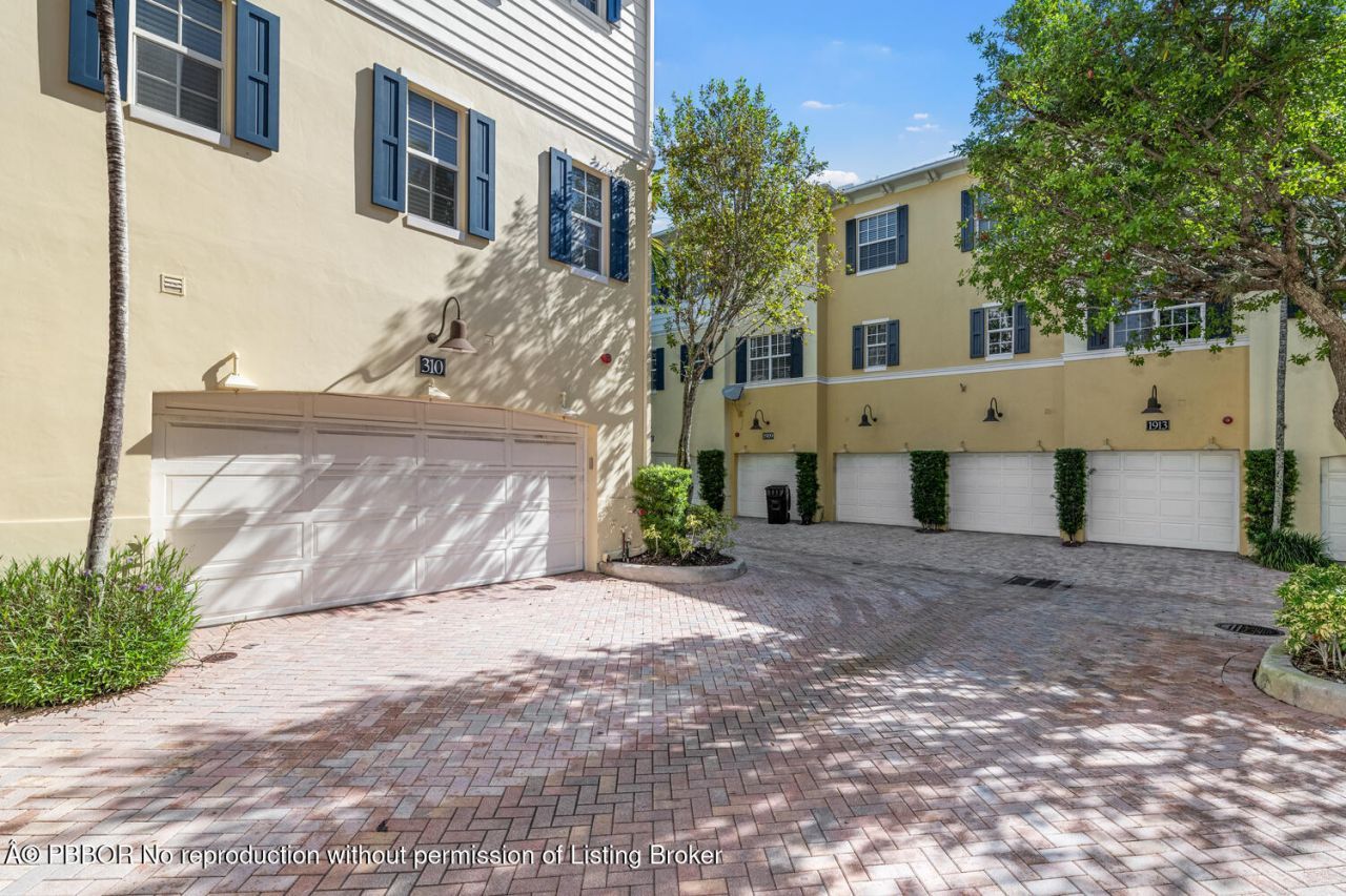 310 Tuxedo Lane, West Palm Beach, FL 33401 Photo