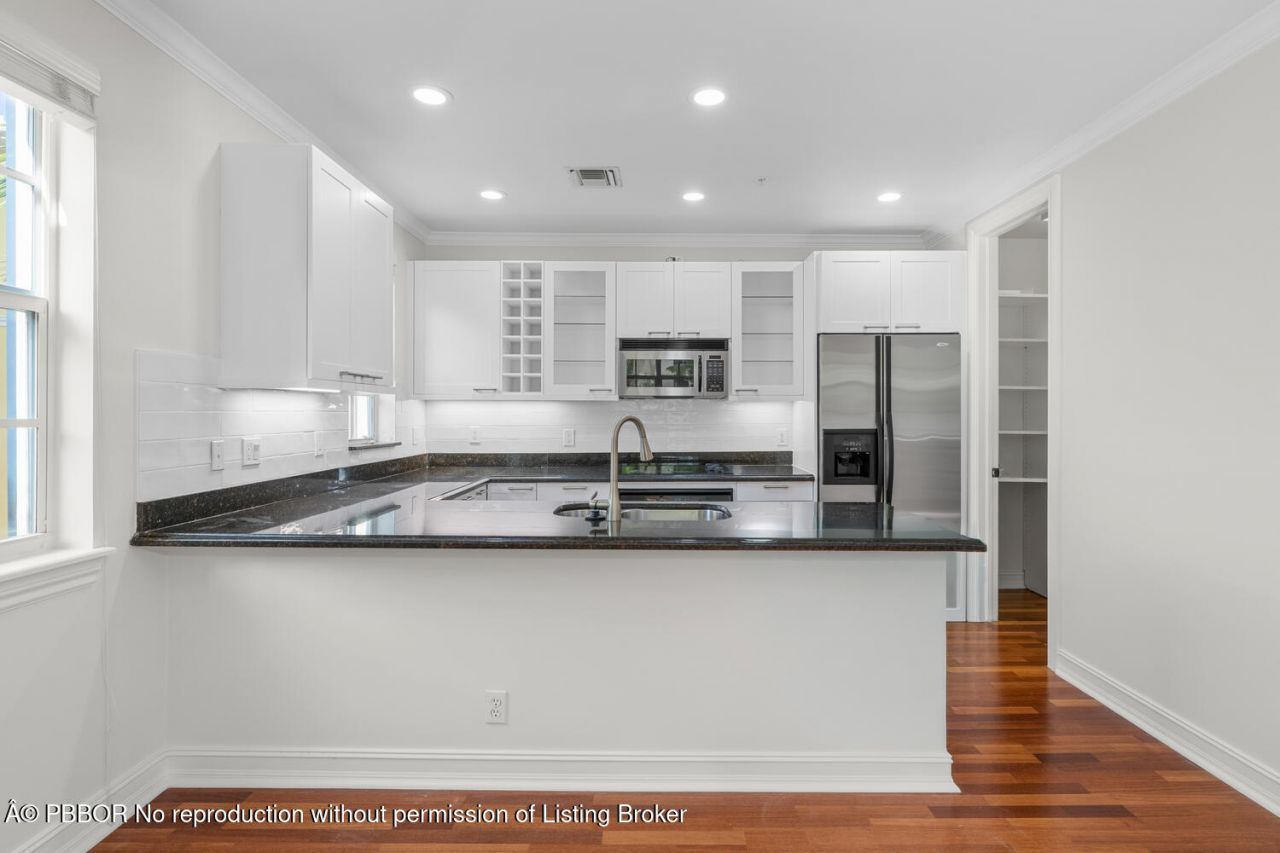 310 Tuxedo Lane, West Palm Beach, FL 33401 Photo