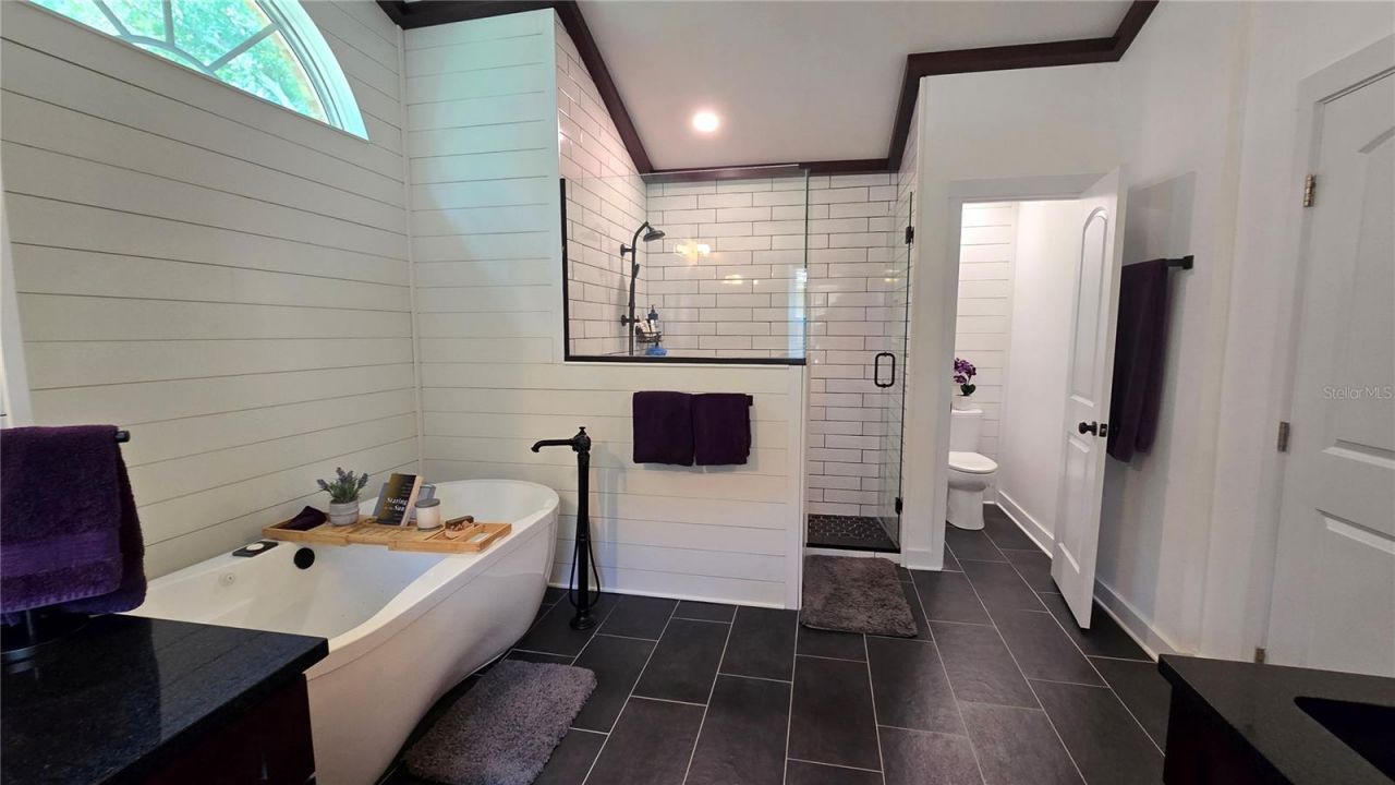 9991 Windtree Boulevard, Seminole, FL 33772 Photo