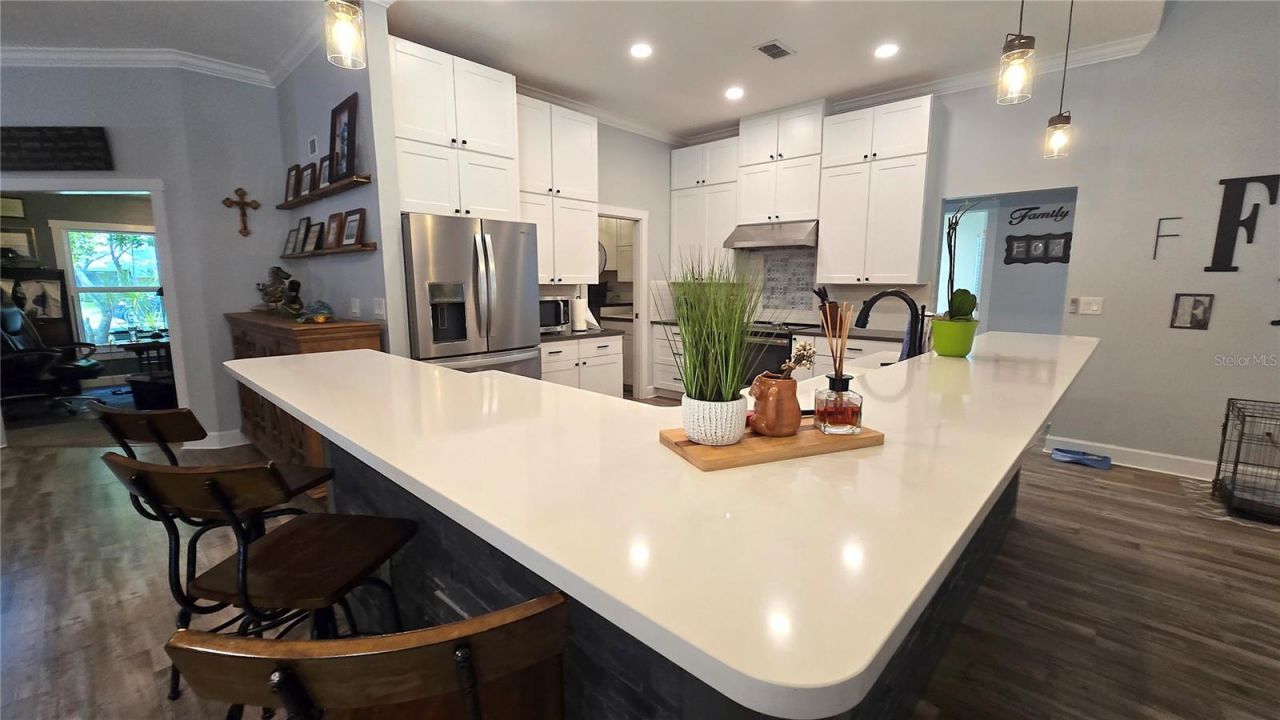 9991 Windtree Boulevard, Seminole, FL 33772 Photo