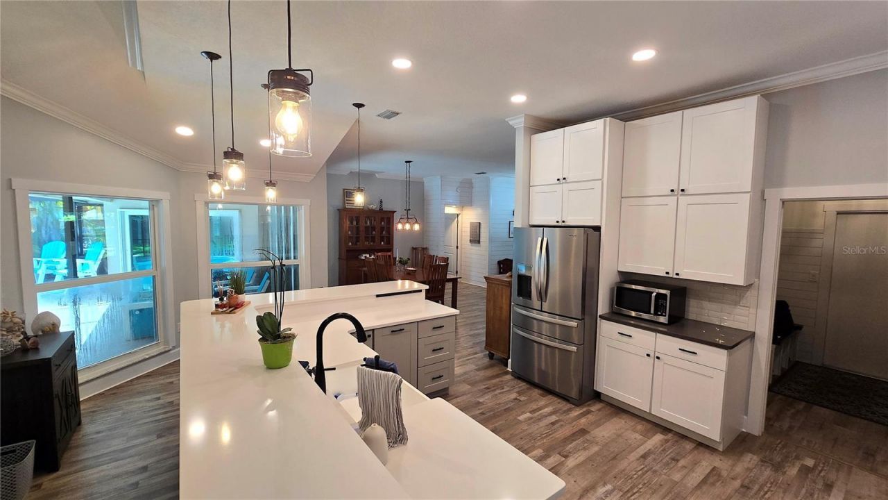 9991 Windtree Boulevard, Seminole, FL 33772 Photo