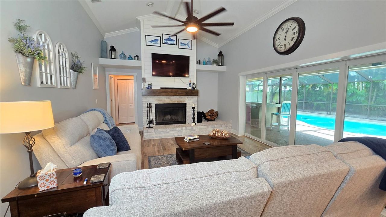 9991 Windtree Boulevard, Seminole, FL 33772 Photo