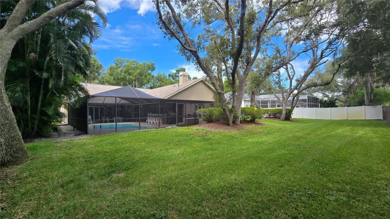 9991 Windtree Boulevard, Seminole, FL 33772 Photo