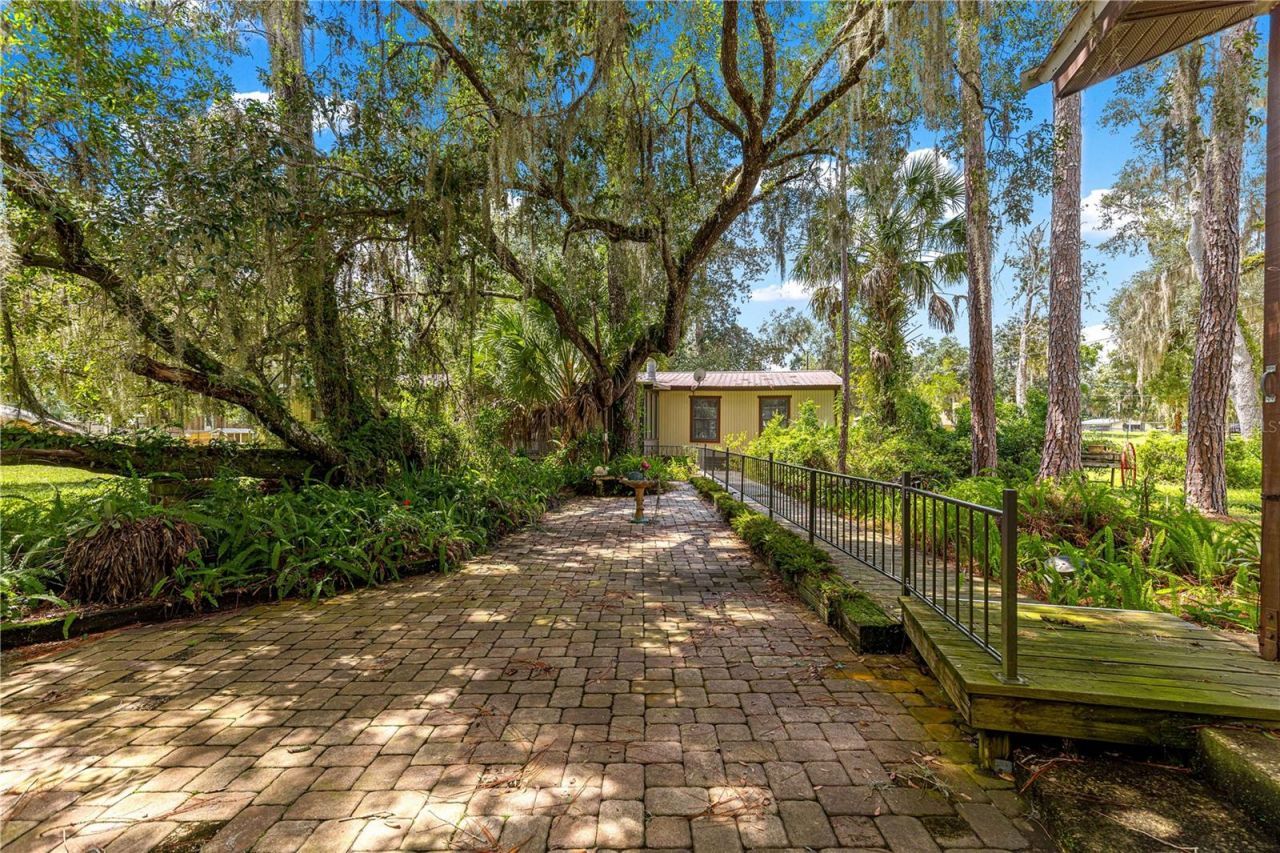 7434 E Cabin Lane , Inverness, FL 34453 Photo