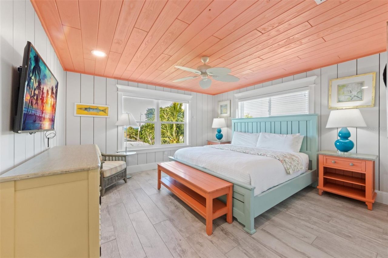 106 81st Street, Holmes Beach, FL 34217 Photo