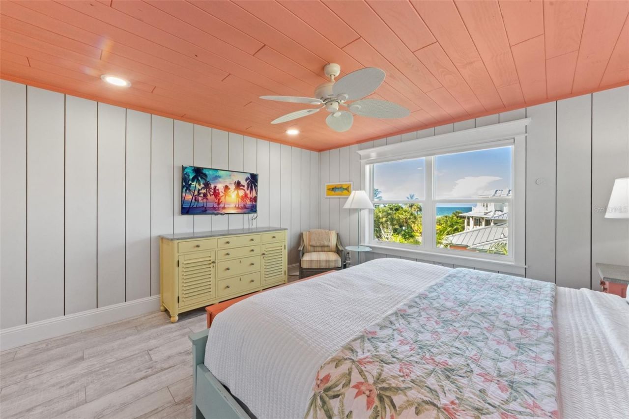 106 81st Street, Holmes Beach, FL 34217 Photo