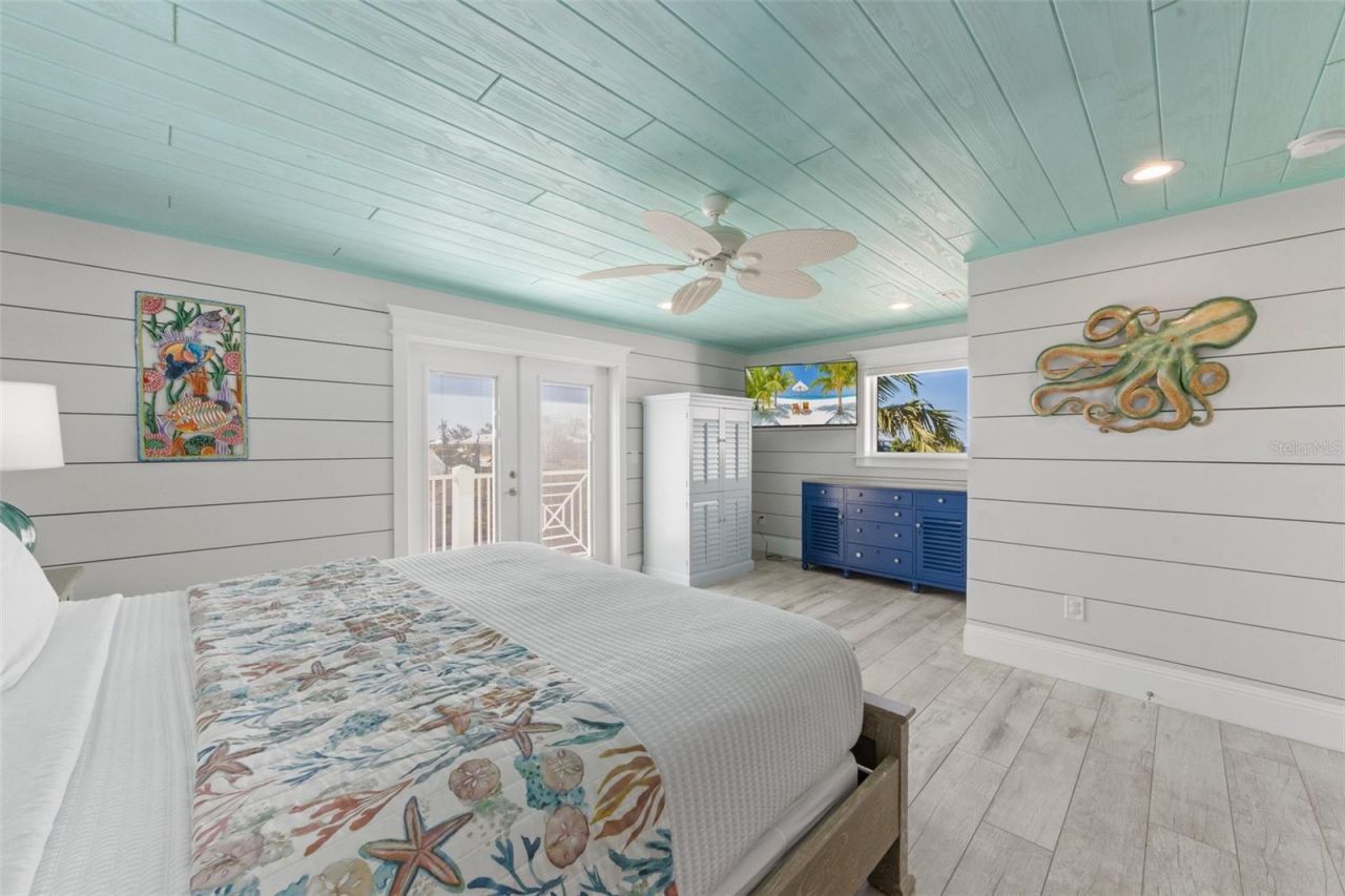 106 81st Street, Holmes Beach, FL 34217 Photo