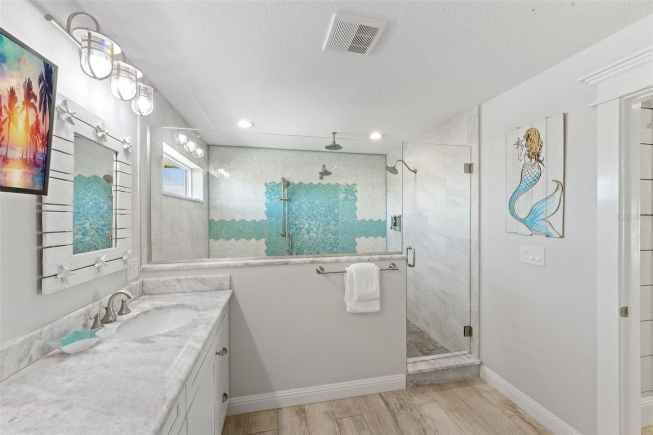 106 81st Street, Holmes Beach, FL 34217 Photo