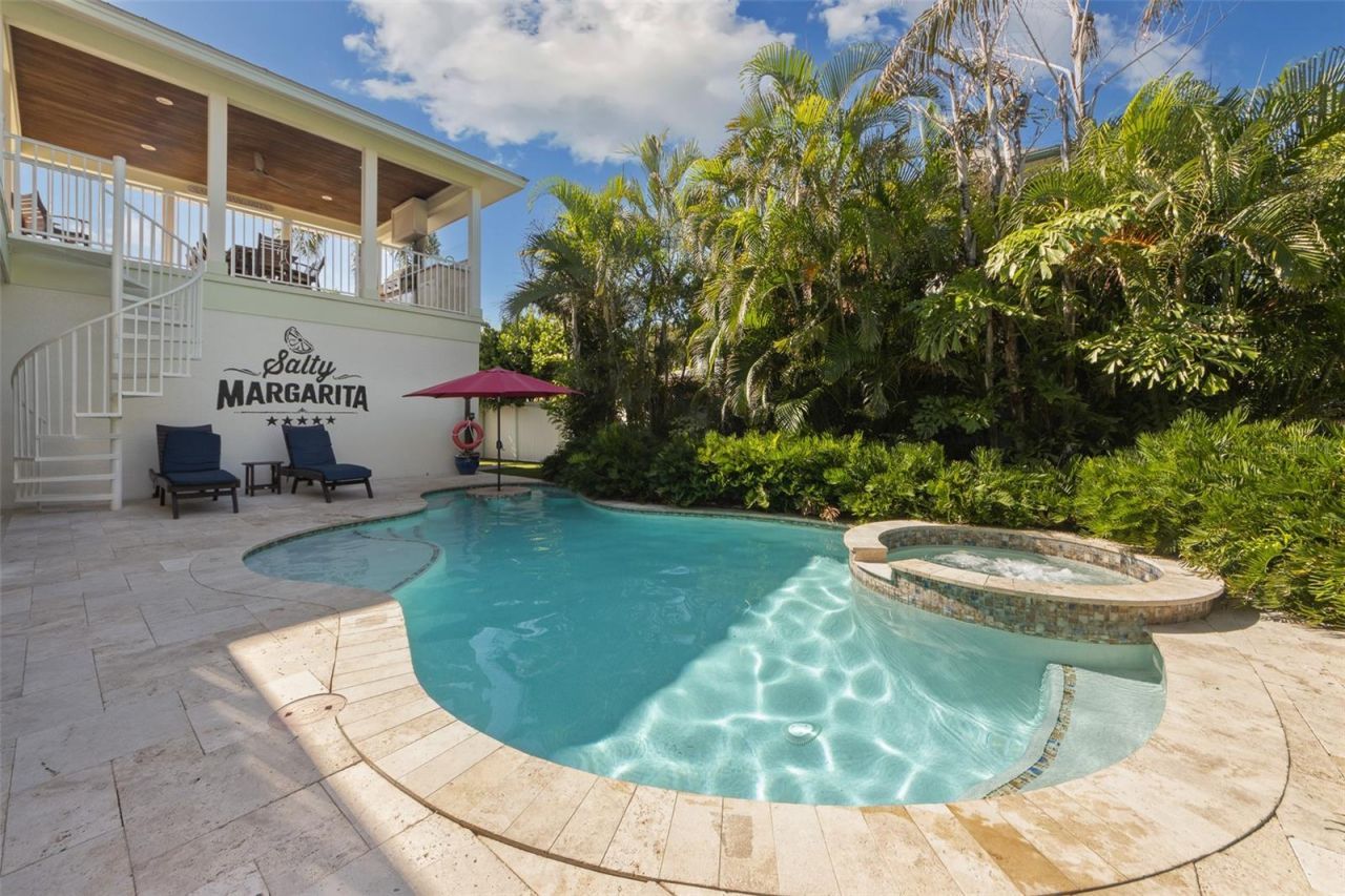 106 81st Street, Holmes Beach, FL 34217 Photo