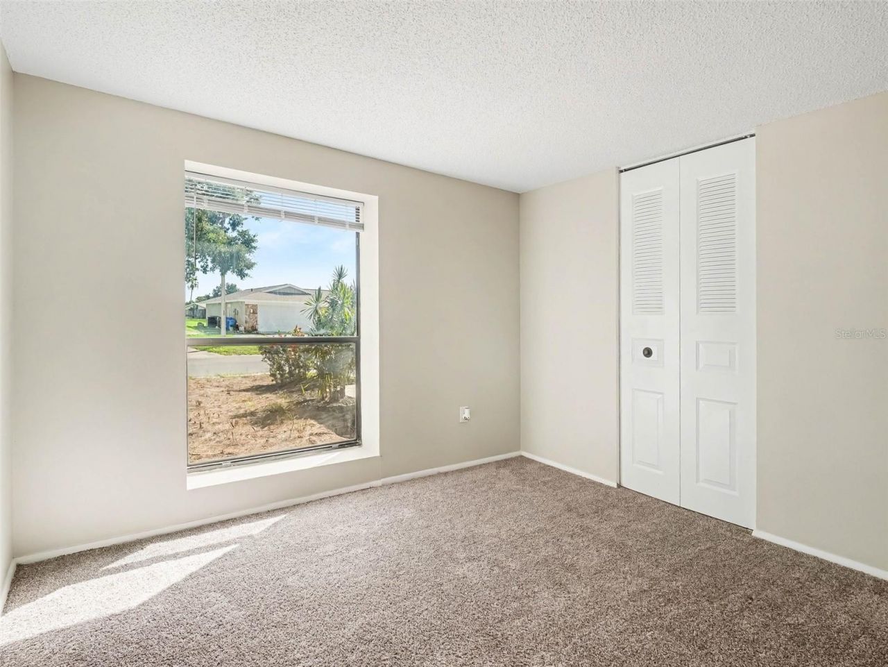 6607 36th Avenue Drive W, Bradenton, FL 34209 Photo