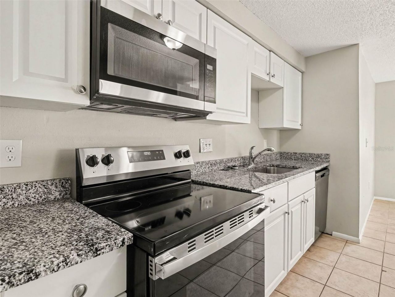 6607 36th Avenue Drive W, Bradenton, FL 34209 Photo
