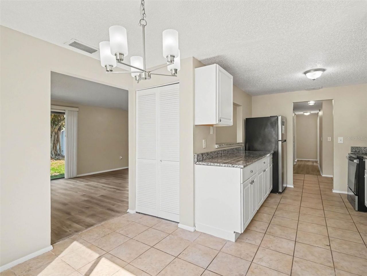 6607 36th Avenue Drive W, Bradenton, FL 34209 Photo