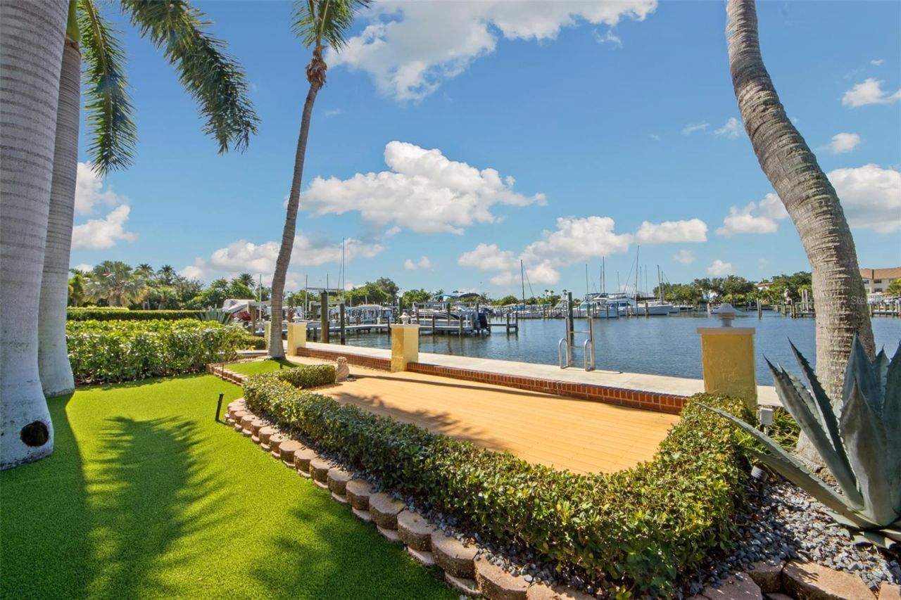 12914 Yacht Club Place, Cortez, FL 34215 Photo