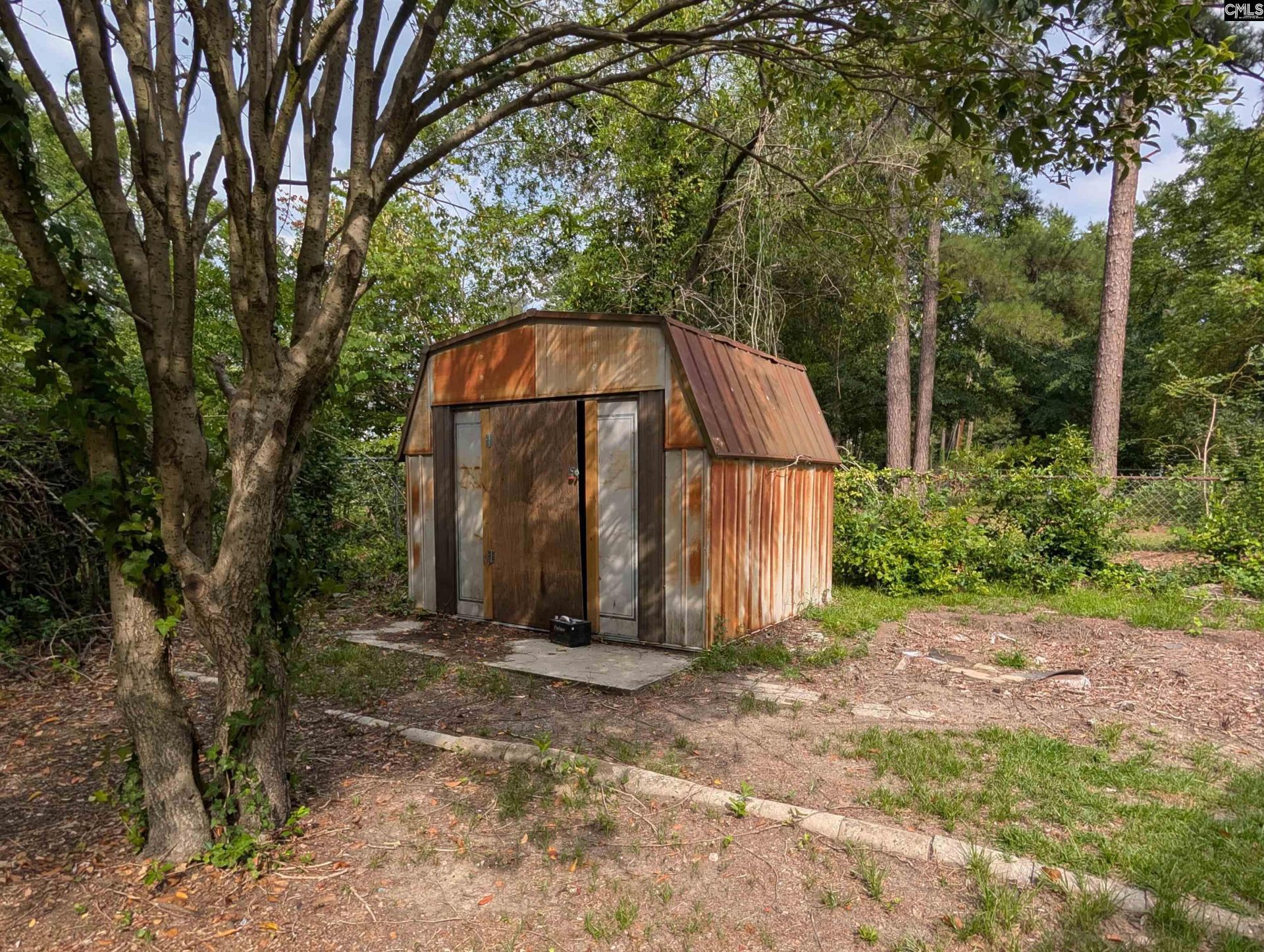 1013 Pinelane Road  Photo 17