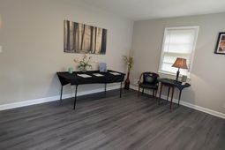 1013 Pinelane Road  photo 4
