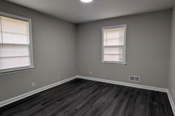 1013 Pinelane Road  photo 4