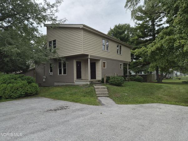 16015 Kellogg Road, Bowling Green, OH 43402