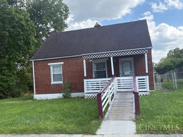 2446 Lakeview Avenue, Dayton, OH 45417