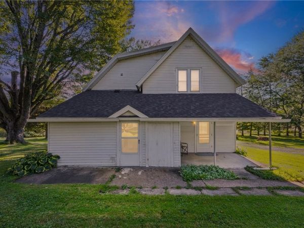 212 E Genesee Street, Clyde, NY 14433