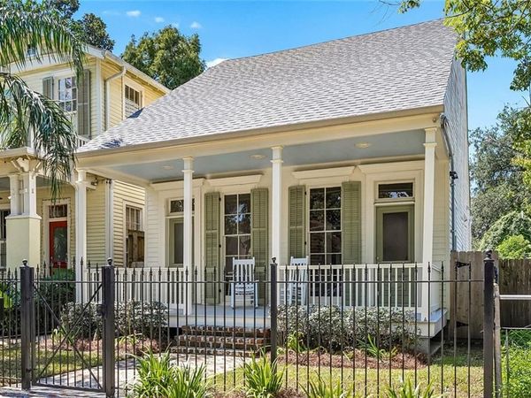8418 FRERET Street, New Orleans, LA 70118