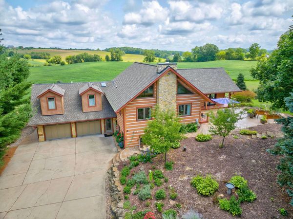 8430 Messerschmidt Drive, Verona, WI 53593