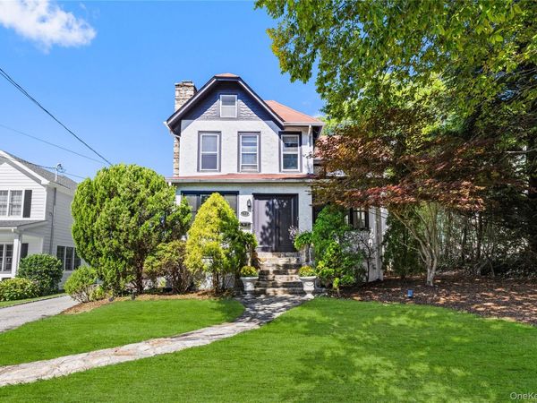 113 Brambach Road, Scarsdale, NY 10583