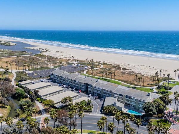 681 Ocean View Drive, Port Hueneme, CA 93041