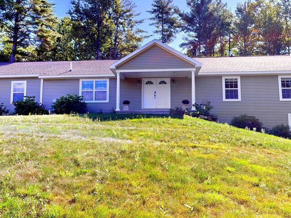 13 Bowdoin Drive , Lewiston, ME 04240