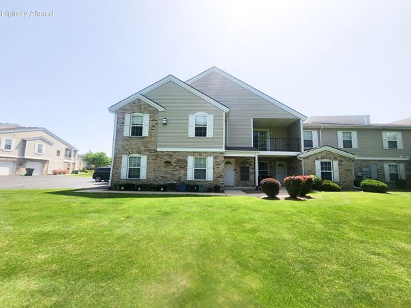 1134 N Sunnyslope Dr, Unit 204, Mount Pleasant, WI 53406