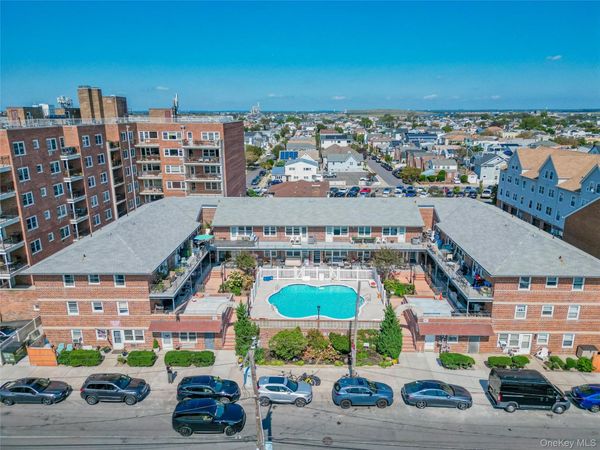 765 Shore Road , Unit 1L, Long Beach, NY 11561