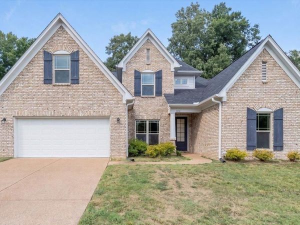 7916 COUNTRY LAKE DR, Bartlett, TN 38133