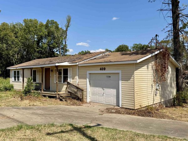 409 S Patton St , Clarksville, AR 72830