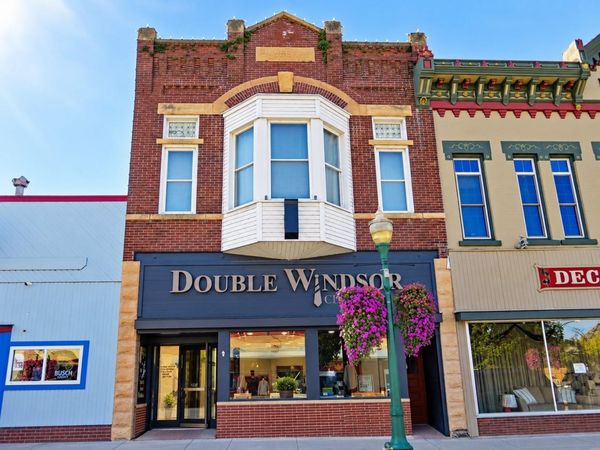 309 W Water Street, Decorah, IA 52101