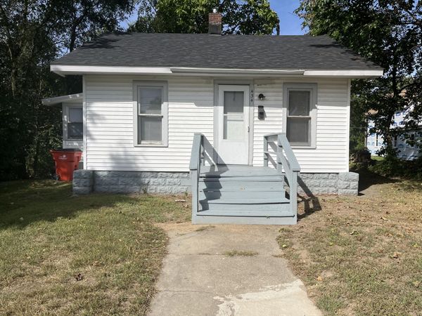 434 S Mccord Street, Benton Harbor, MI 49022