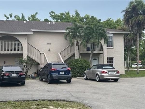 2001 55th TER SW, NAPLES, FL 34116