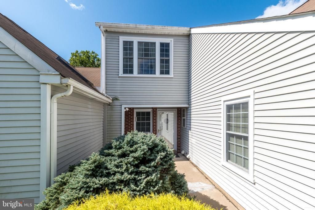 122 WIGTON CIRCLE, PERKASIE, PA 18944