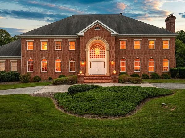 9 SPRINGHILL FARM COURT , COCKEYSVILLE, MD 21030
