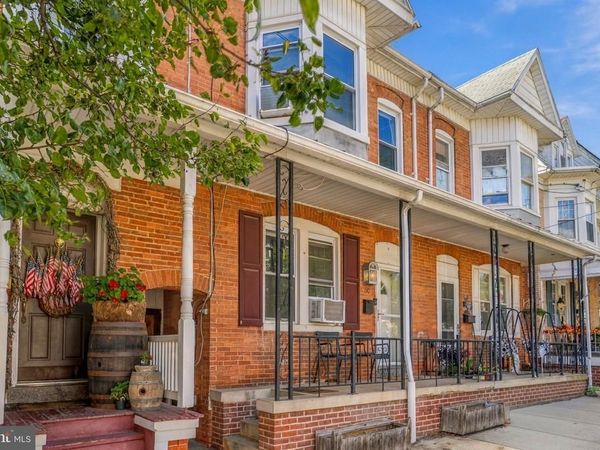 60 N WATER STREET, SPRING GROVE, PA 17362