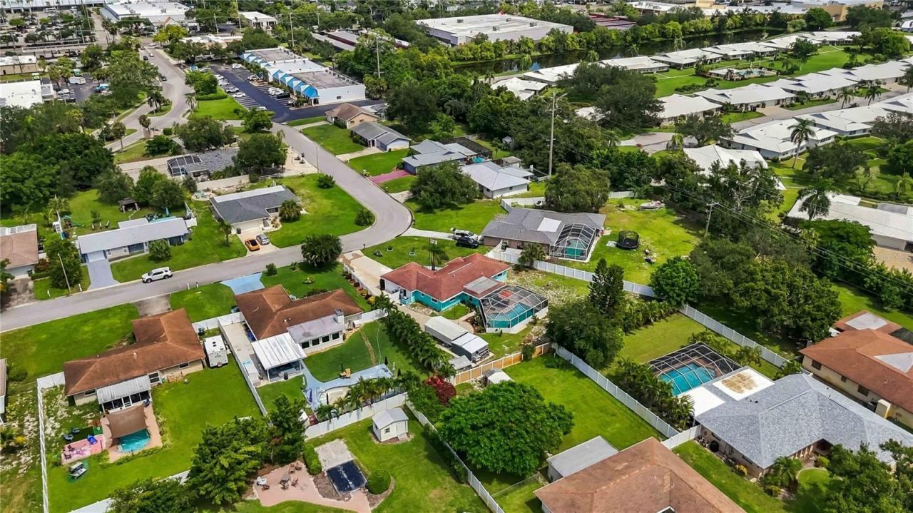 7221 8th Avenue Loop W, Bradenton, FL 34209 Photo