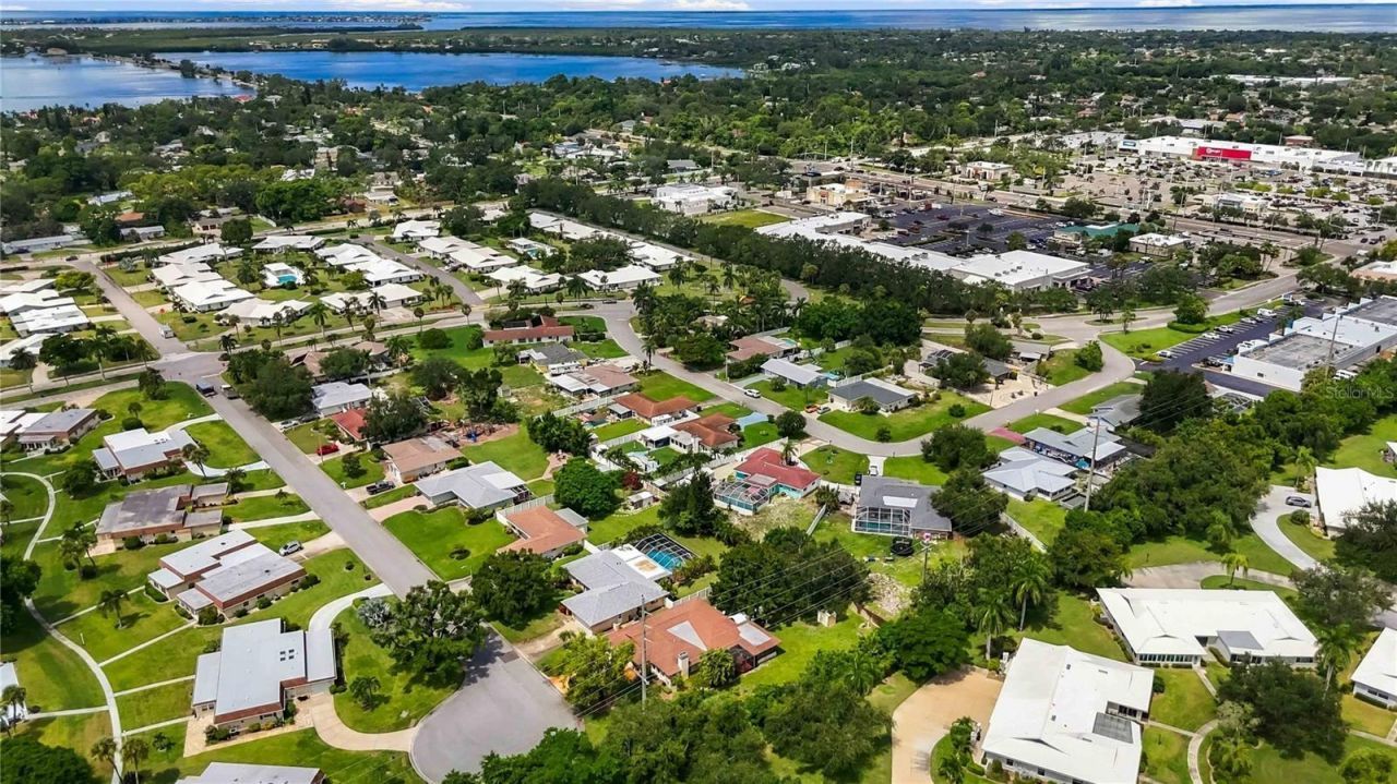 7221 8th Avenue Loop W, Bradenton, FL 34209 Photo